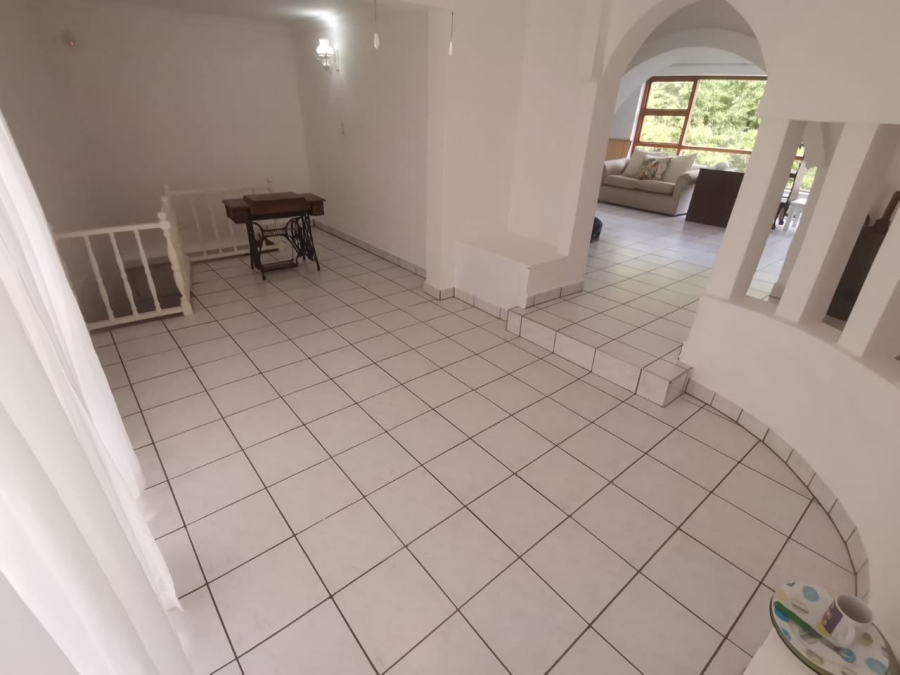 4 Bedroom Property for Sale in Bonza Bay Eastern Cape
